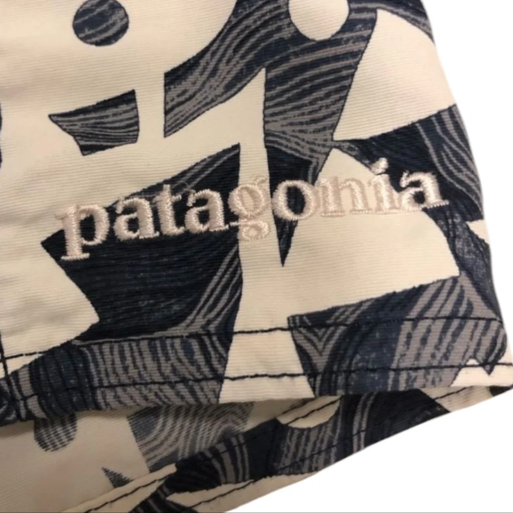 PATAGONIA Wavefarer Boardshorts  Swim Trunks Blue Print Surf Large 36